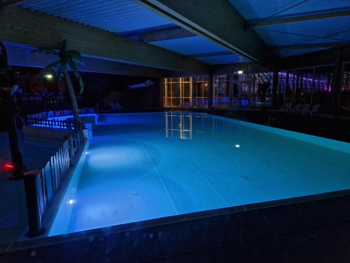 Vechtdalchalet De Berk, 5 Sterrenpark Capfun Stoetenslagh Rheezerveen Exteriör bild