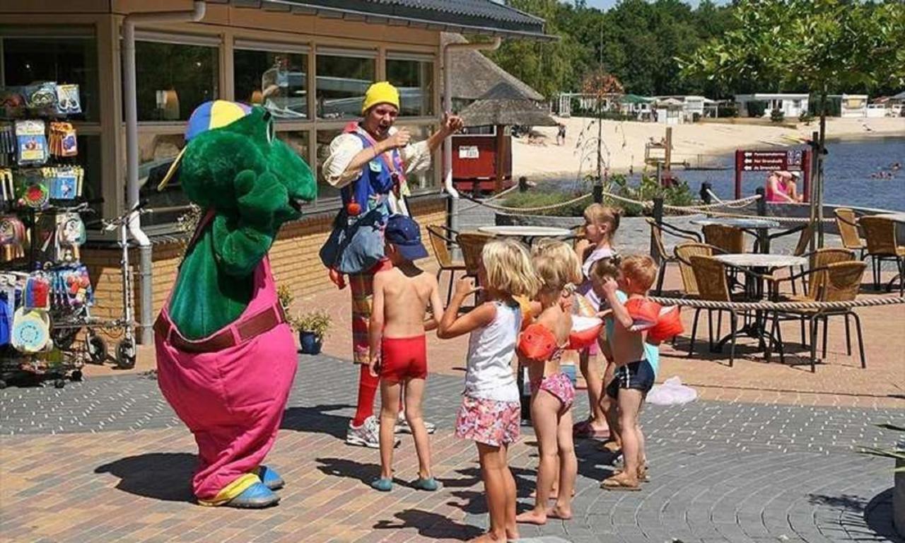 Vechtdalchalet De Berk, 5 Sterrenpark Capfun Stoetenslagh Rheezerveen Exteriör bild